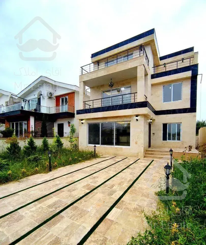 ویلا تریپلکس/ پلاک یک جنگل/نور