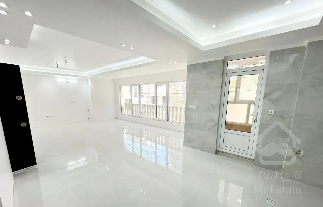 آپارتمان   105  متر   جنوبی  تک واحدی   صفائیه