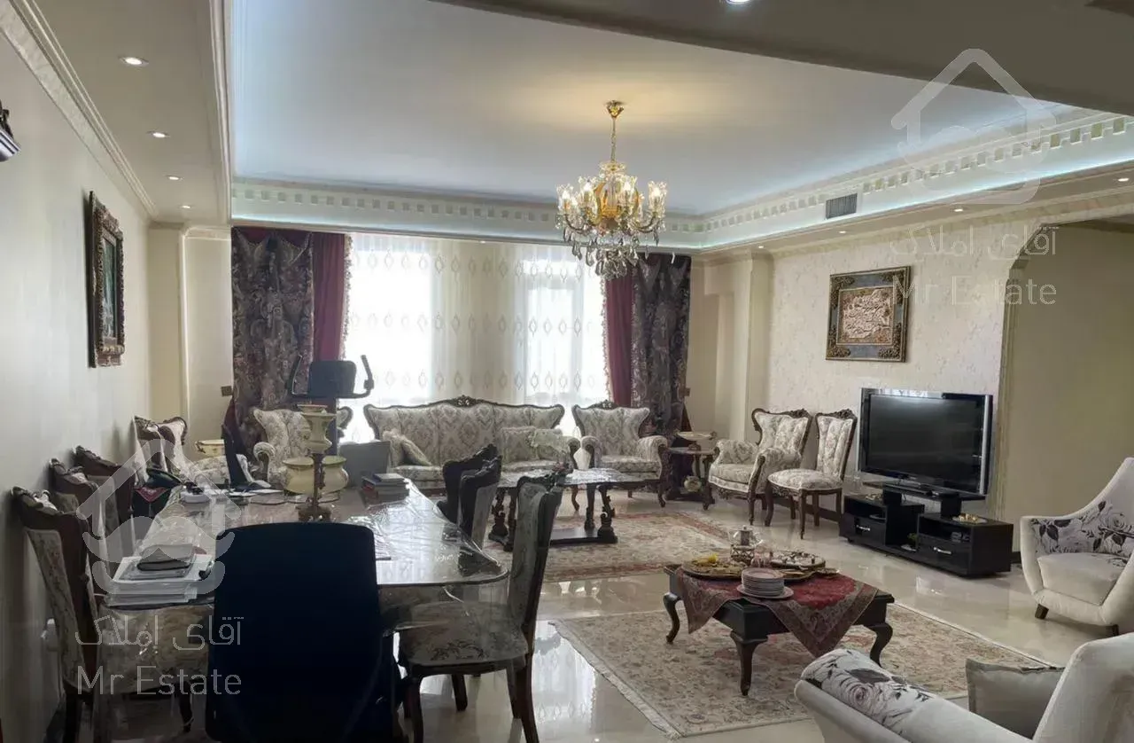 ۱۱۹ متر ،۳ خواب بزرگ ،۲ پارکینگ سندی ، نور مستقیم