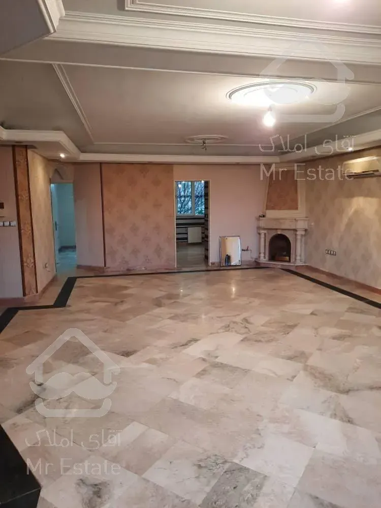 آپارتمان ۱۲۵ متری واقع در سعادت آباد