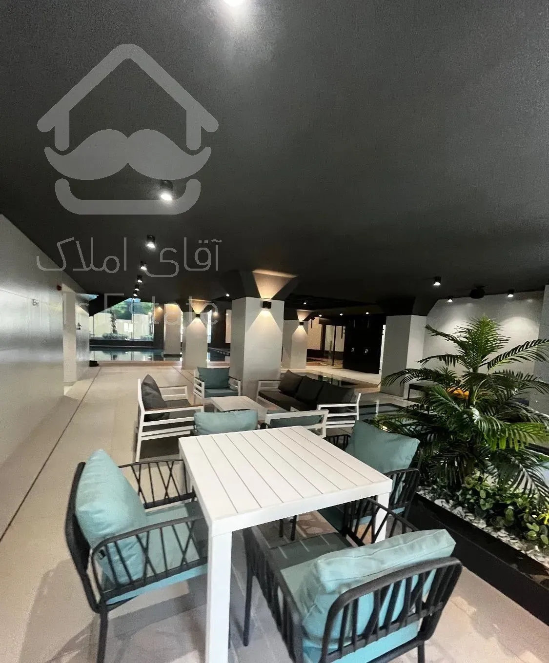 180M/سه خواب/بالکن بزرگ/تاپ لوکیشن/هتلینگ