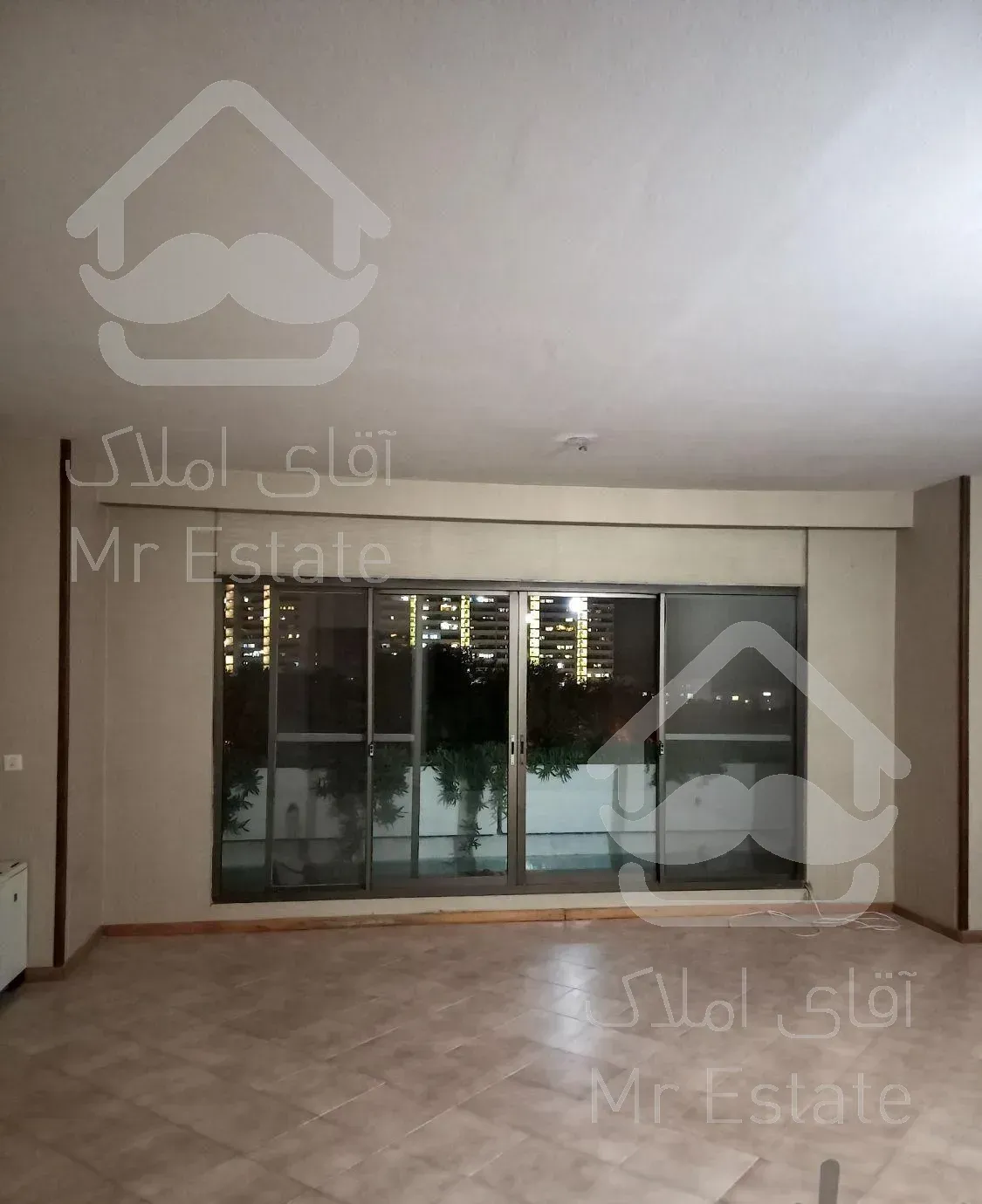 آپارتمان ۱۳۵ متر  تخلیه شهرک امید