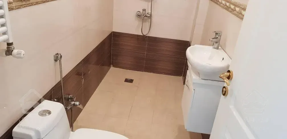 اجاره و رهن آپارتمان زعفرانیه 140  متر لاکچری