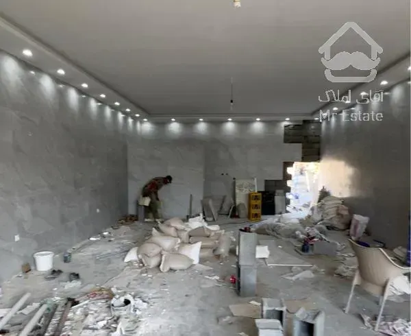 ملک برتهراندشت ۵۰۰ متر ویلا با ۱۰۰ متر مغازه