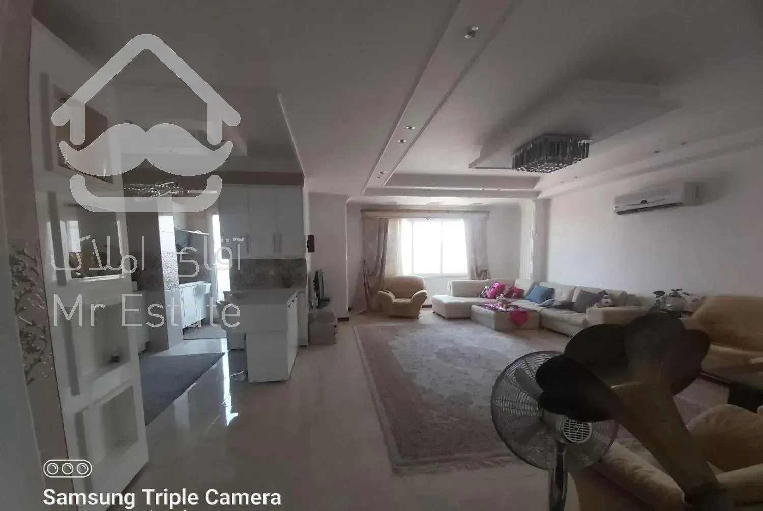 معلم ۱۴۵متر با نورگیر