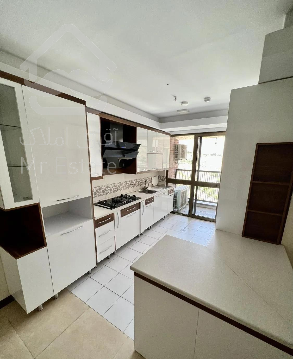 77 متر ولنجک یک خوابه * نوساز *