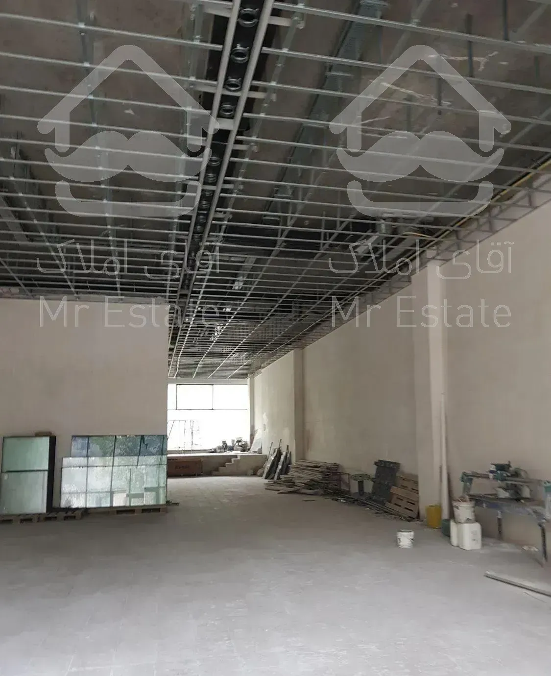 تجاری زعفرانیه ۳۰۰ متر تراس دار