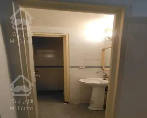 48 متر یک خواب/ سالن پرده خور/پارکینگ غیر مزاحم