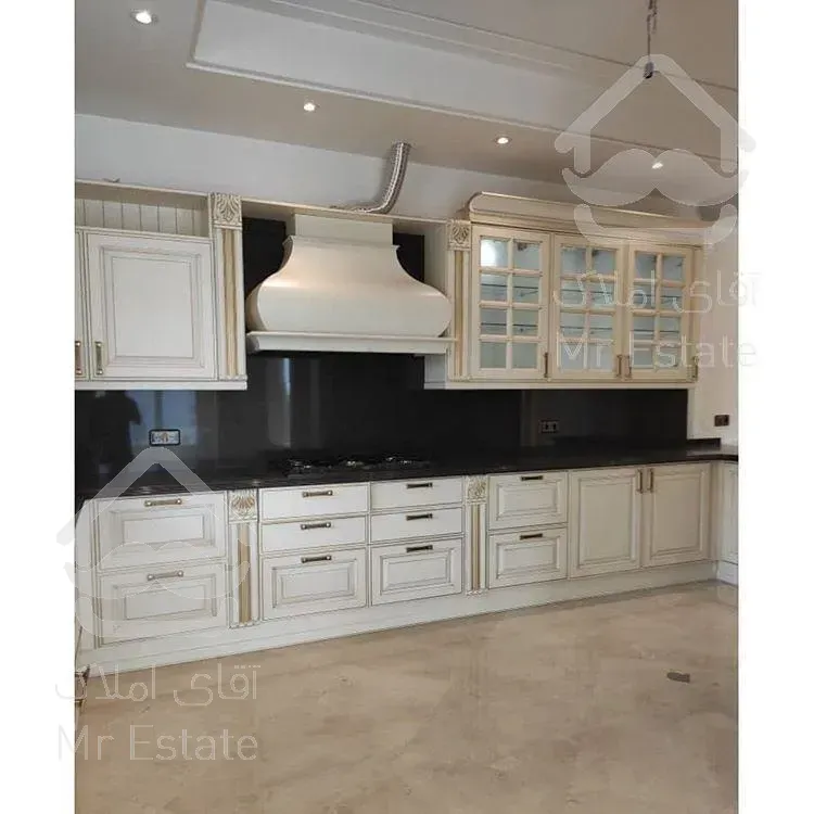 خرید 300 متری نیاوران با ویو ابدی