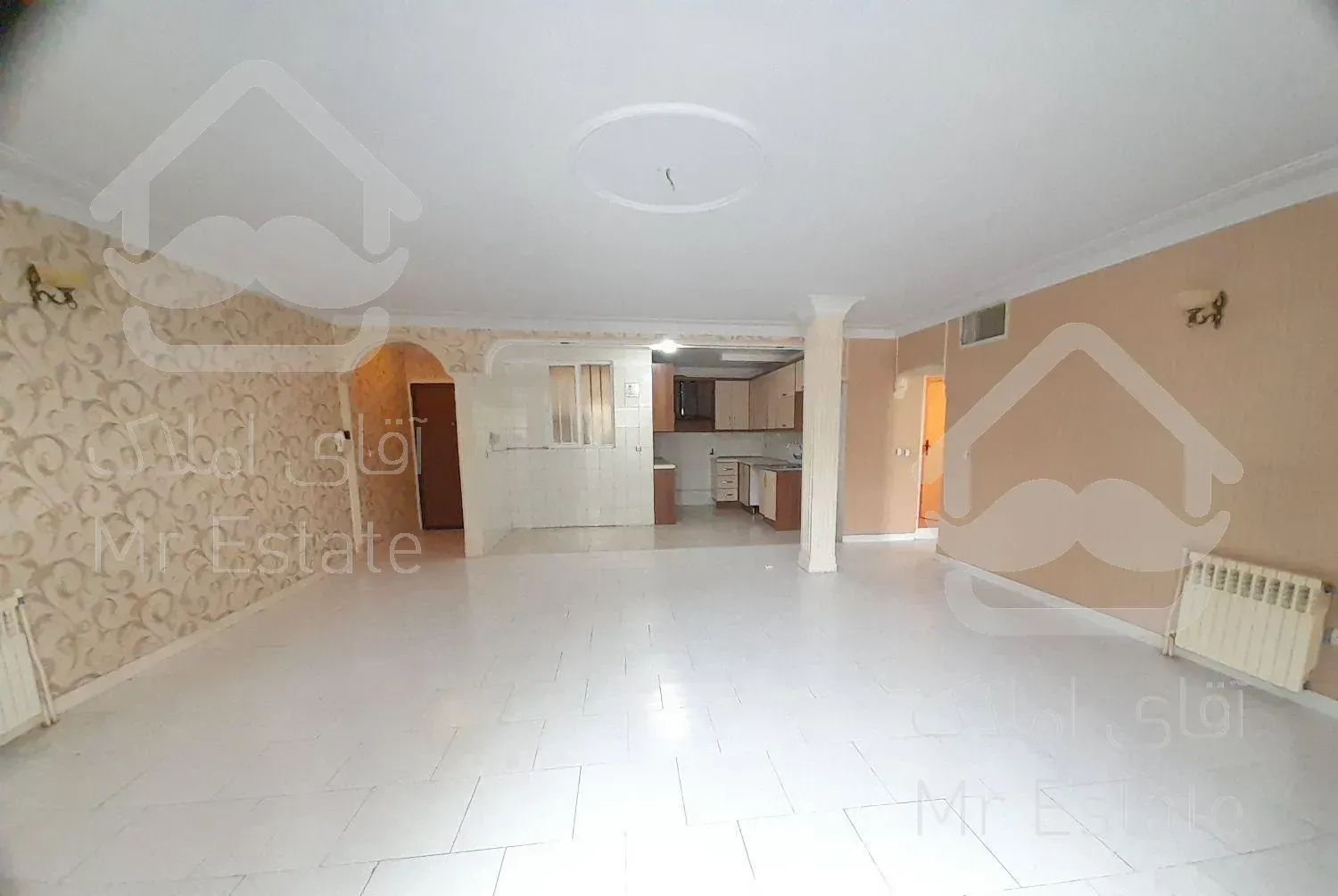 آپارتمان ۱۱۰متر دو خواب (تاپ لوکیشن)