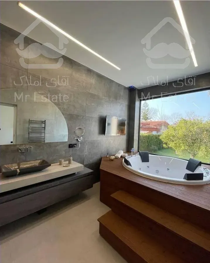 ویلا ۱۰۰۰ متری شهرک برند