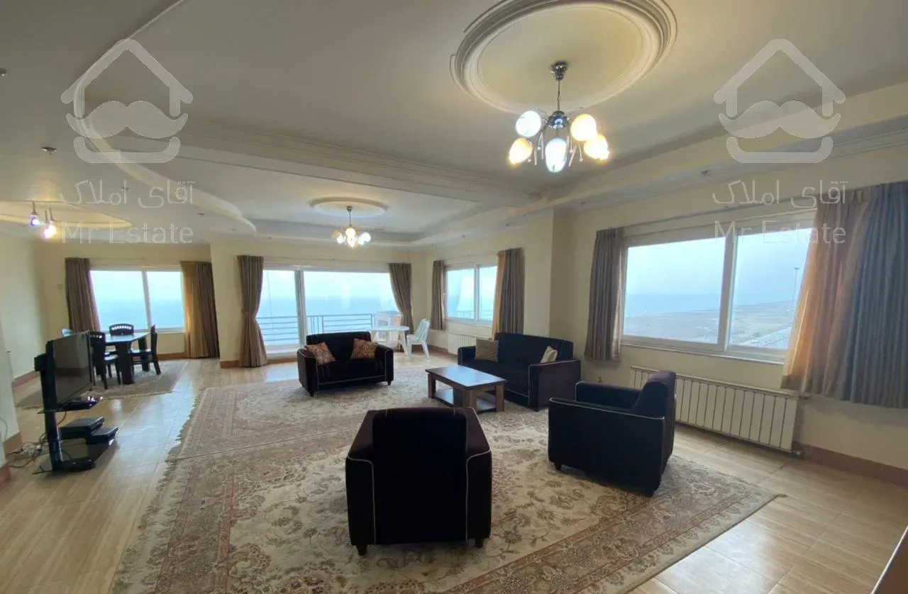 اجاره آپارتمان ۲۰۰ متری لب آب نور