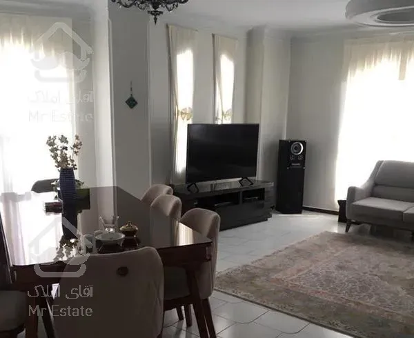 کامرانیه ۱۶۵ متر