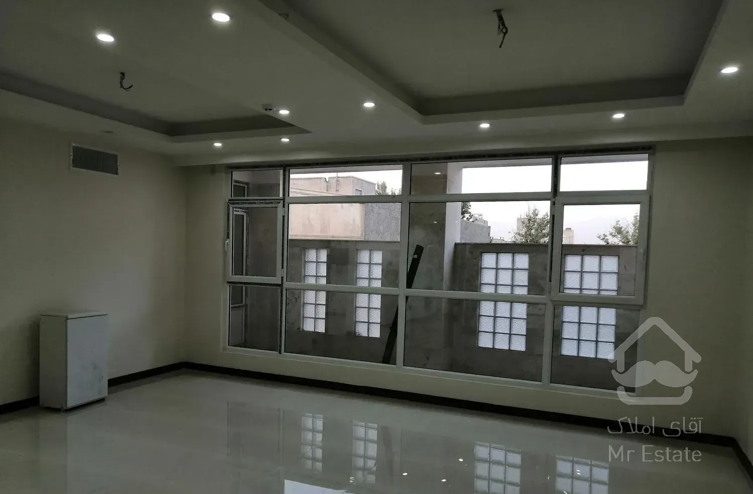 آپارتمان 92 متری سند دار گلستان مهرشهر