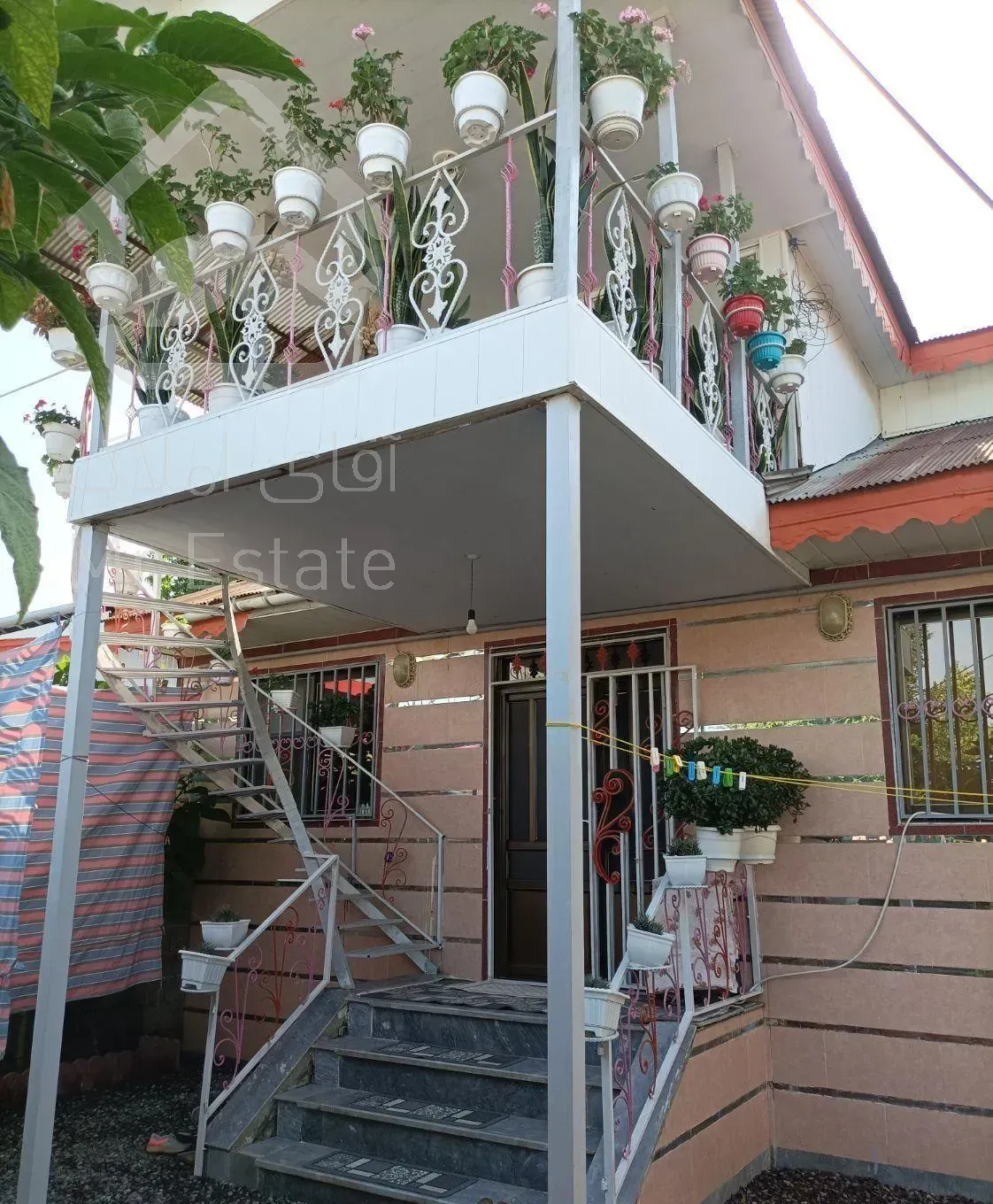 فروش یا معاوضه خانه ویلایی ۷۰ متری ۲ خوابه