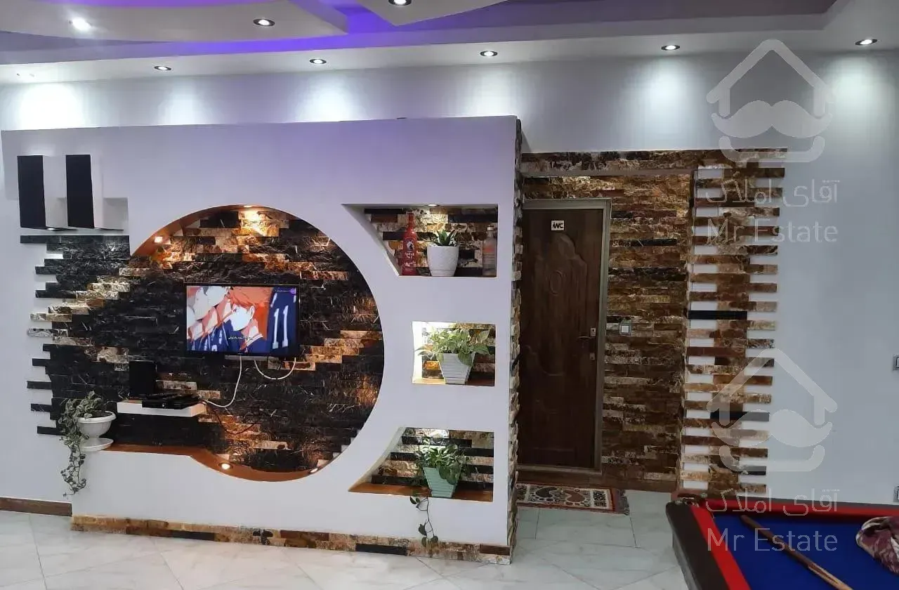 ویلاباغ.استخردارسه خواب فول امکانات.خالی