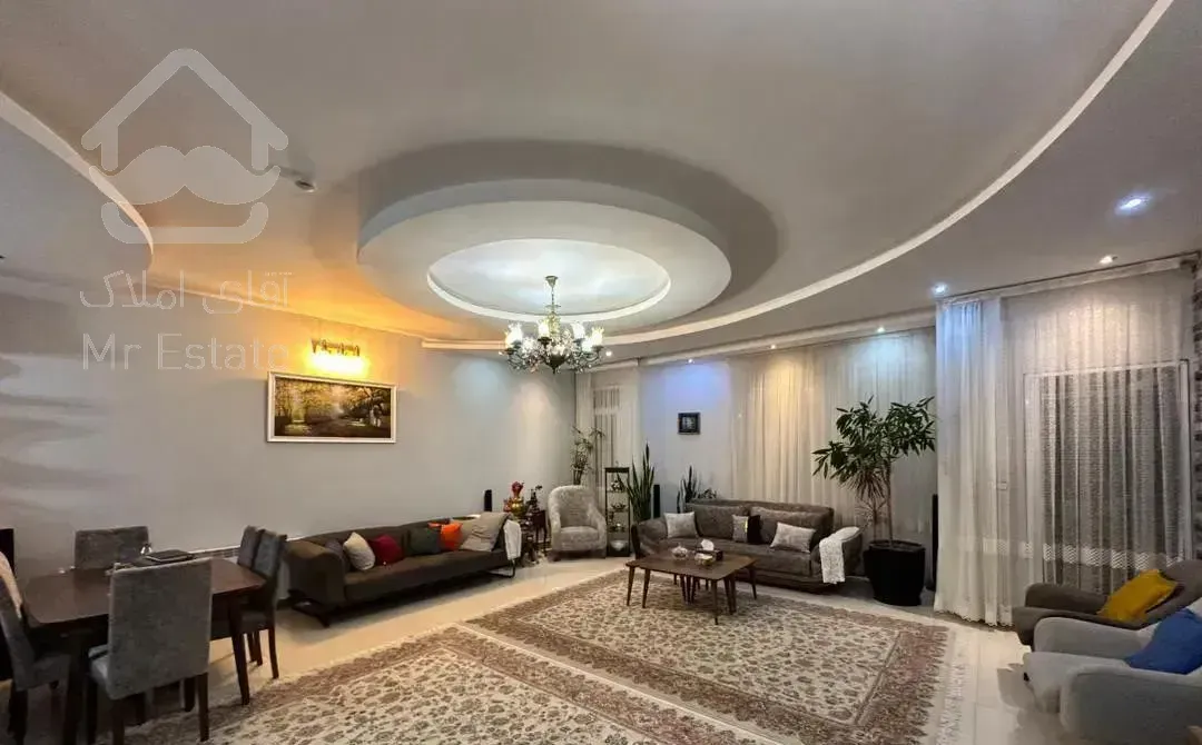 ۱۳۵ متر / لوکس / پشت حاشیه خیابان اصلی / صیاد