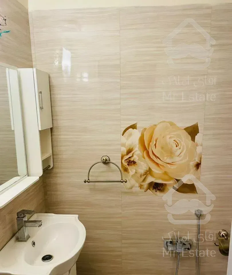 آپارتمان ۱۰۰ متر دو خواب بازسازی شده