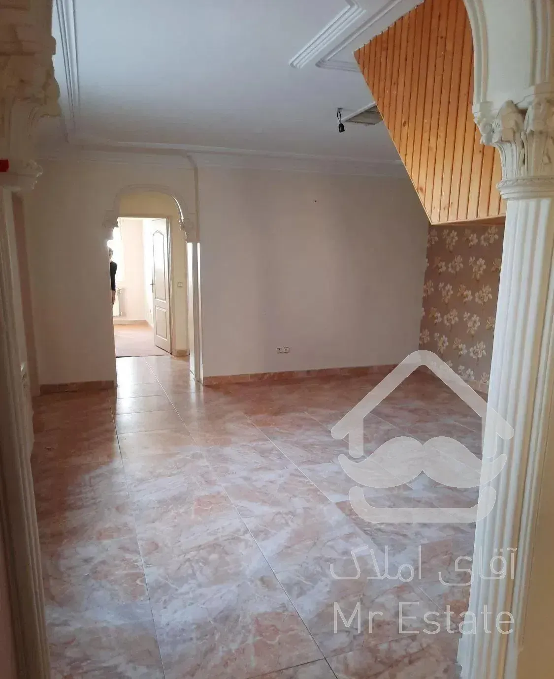 180متری خوش نقشه  رهن کامل قابل تبدیل