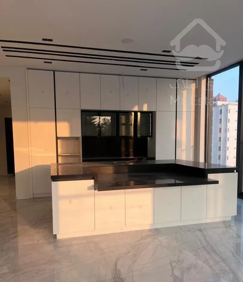 102متر / 2دوخواب / نیاوران / چشم انداز بی نظیر