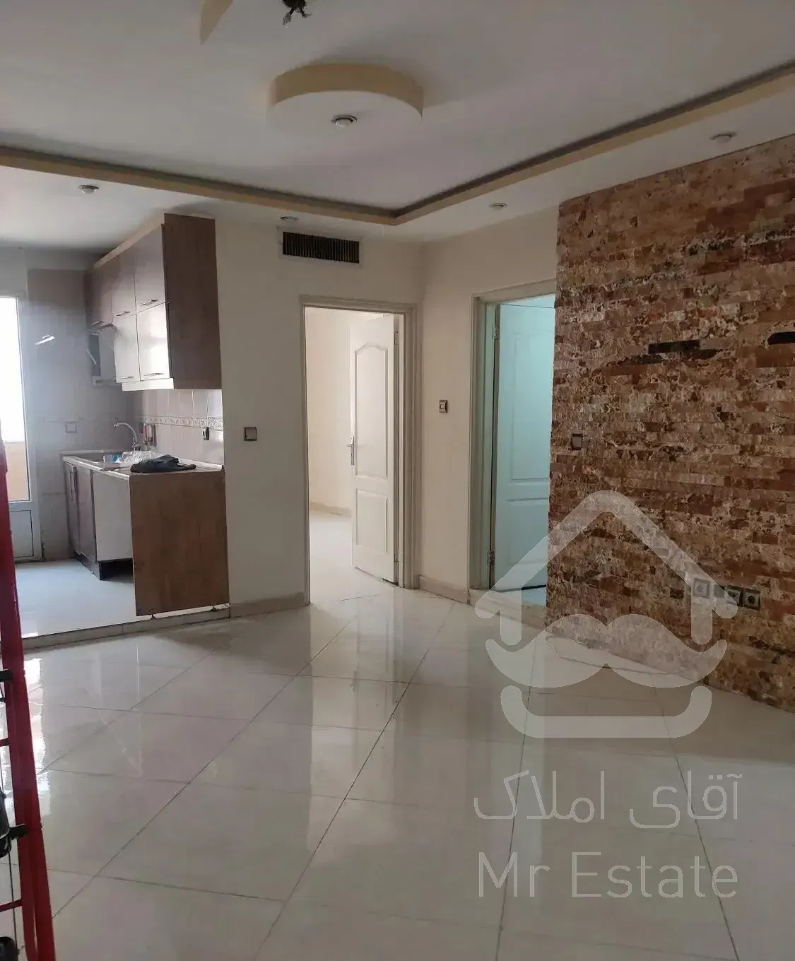 ۷۵متر بهترین لوکیشن ،فول امکانات ،غرق نور