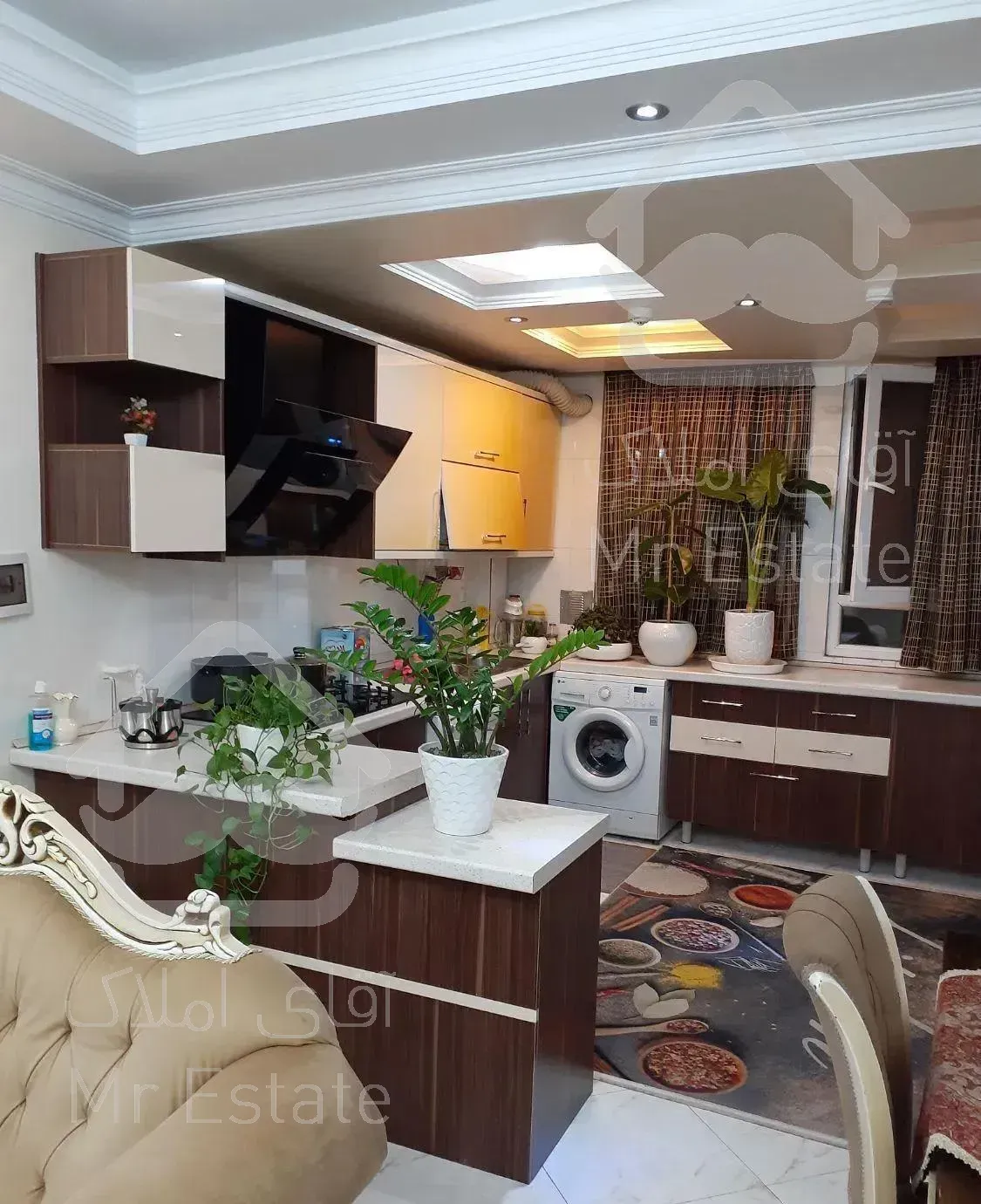 اپارتمان ۷۵متری ۲خوابه فول امکانات رو به افتاب