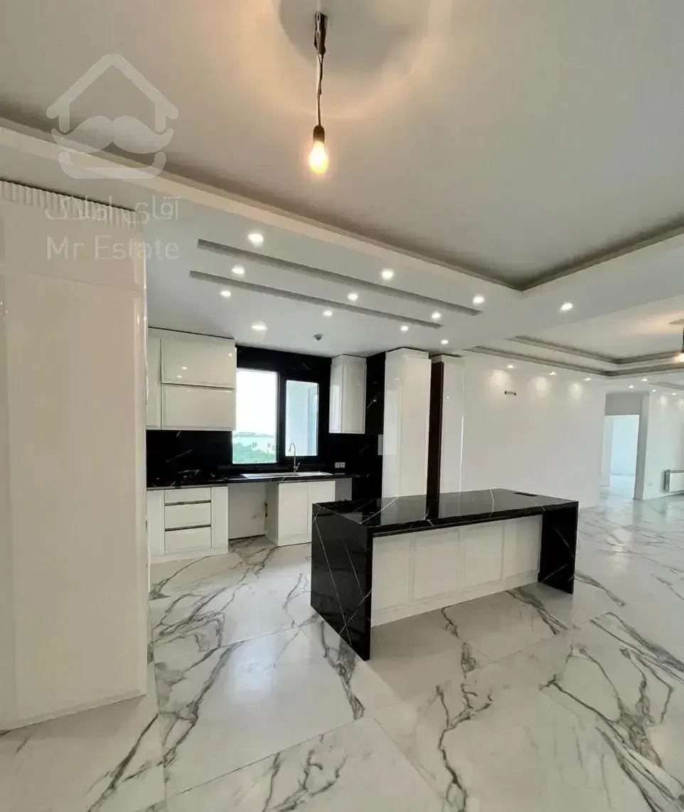 آپارتمان ۱۸۰متری لوکس با دید دریا