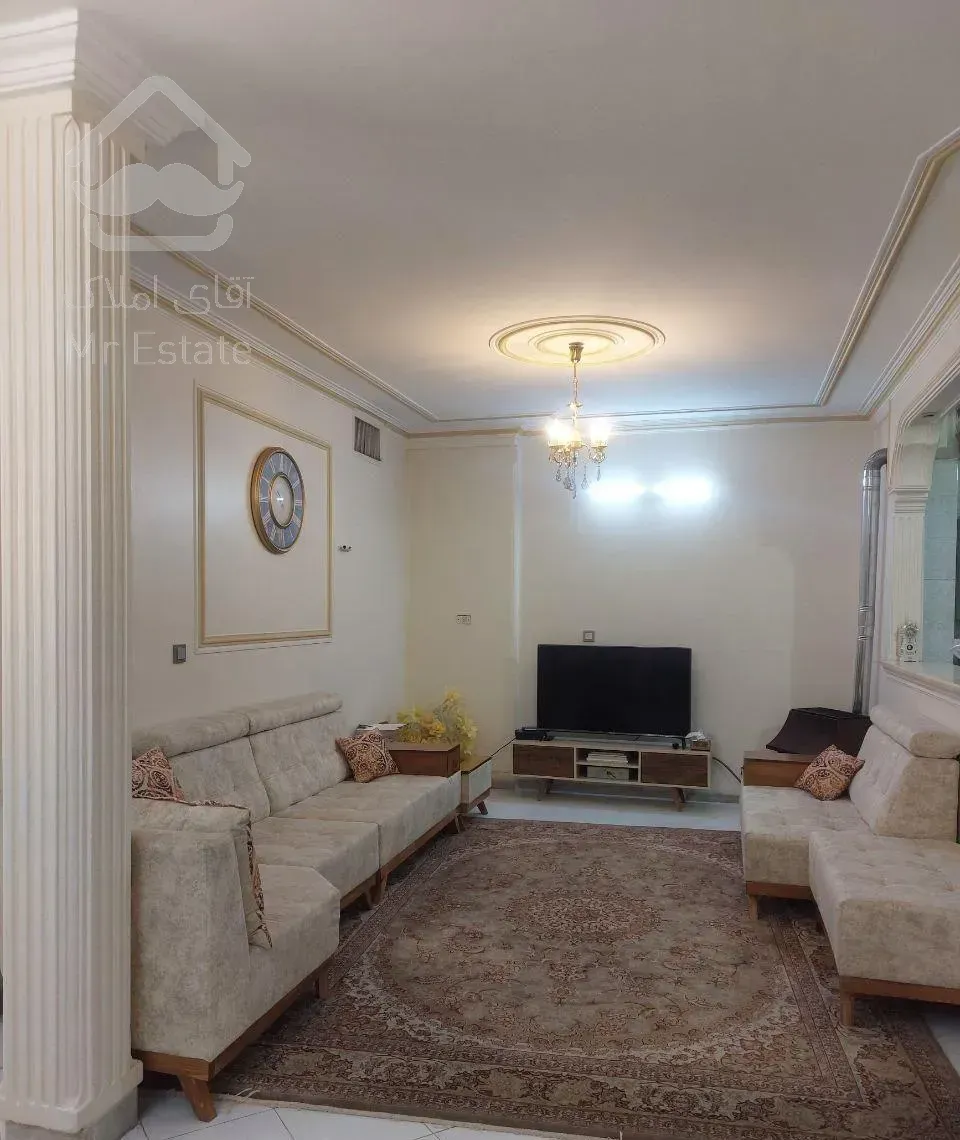 63 متری اوقاف. تخلیه. مالک هستم.