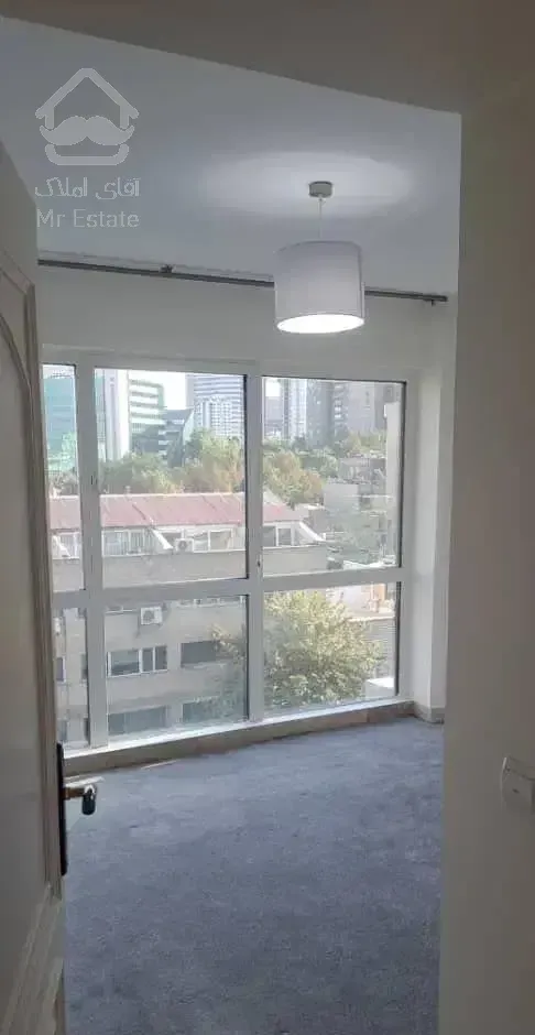 اپارتمان ۸۰متری  در برج.   ونک