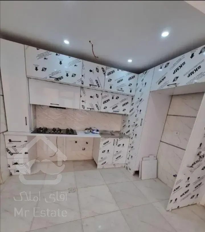 فروش آپارتمان ۴۱ متری نوساز بلوار بریانک گذر 10