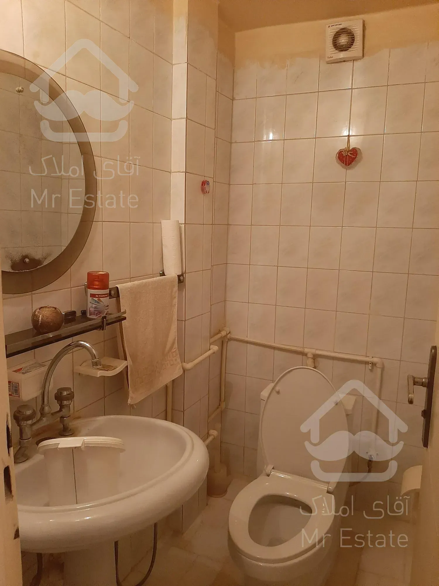 ۸۵ متر دوخواب تمیز با پارکینگ