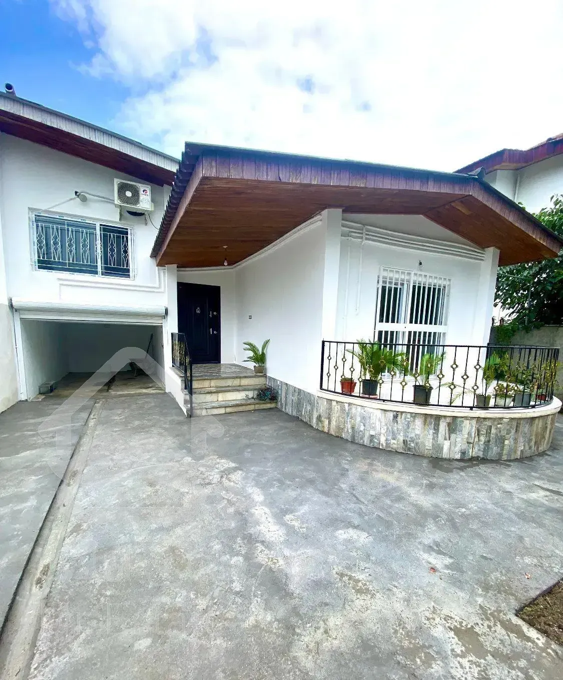 رهن خانه ویلایی ۳ خوابه دربست در شهرک ۴۰۰ دستگاه