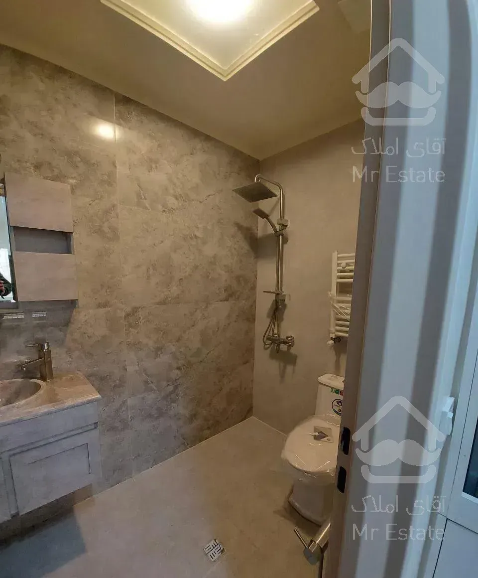 ۴ طبقه تکواحدی یکجا  نوساز