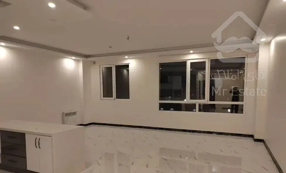 بهارشمالی*۱۳۰متر۳خ* ۲ پارکینگ سندی