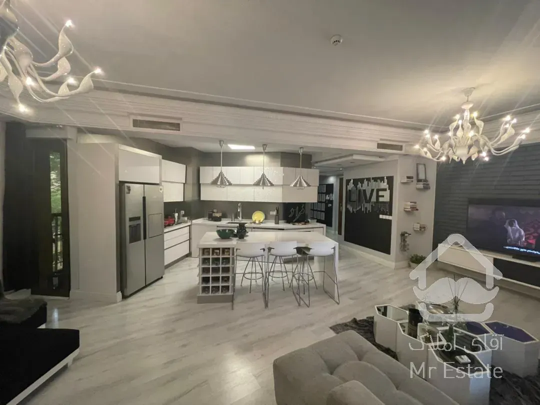 آپارتمان ١٣۶متری اندرزگو