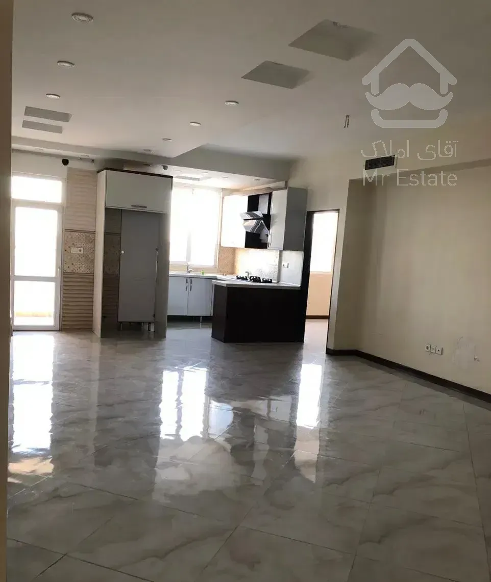 81 متر فول.شریعتی روبرو میثاق