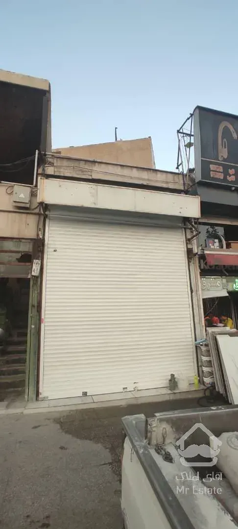 97 متر  تجاری / گذر شلوغ / بر  اصلی / بر اشرفی اصفهانی