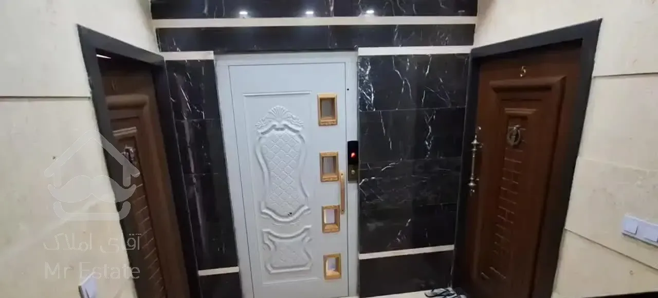 آپارتمان دوخوابه جنوبی پشت ۱۱۰ متر سند تک برگ