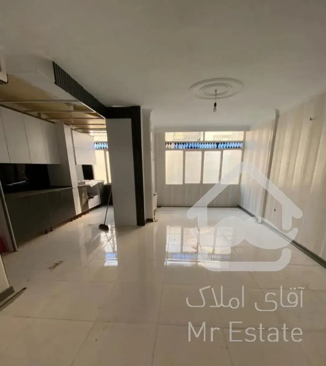 ۹۰م/۲خ/ سالن پرده خور سرتاسری /۲ پارکینگ سندی