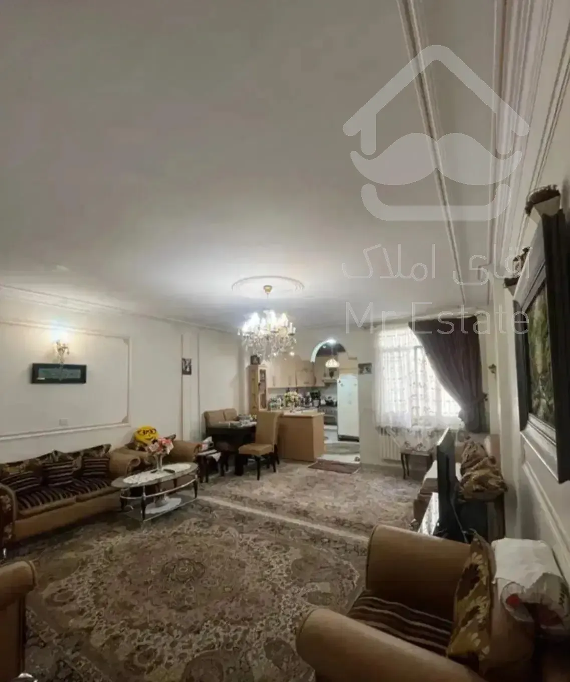 آپارتمان ۶۰ متر غرق نور