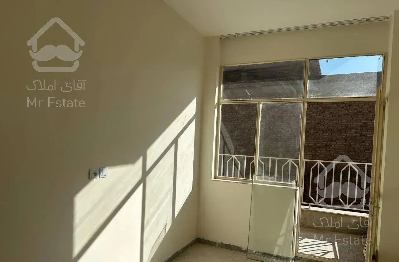 واحد ۹۵متری خیابان فلسطین