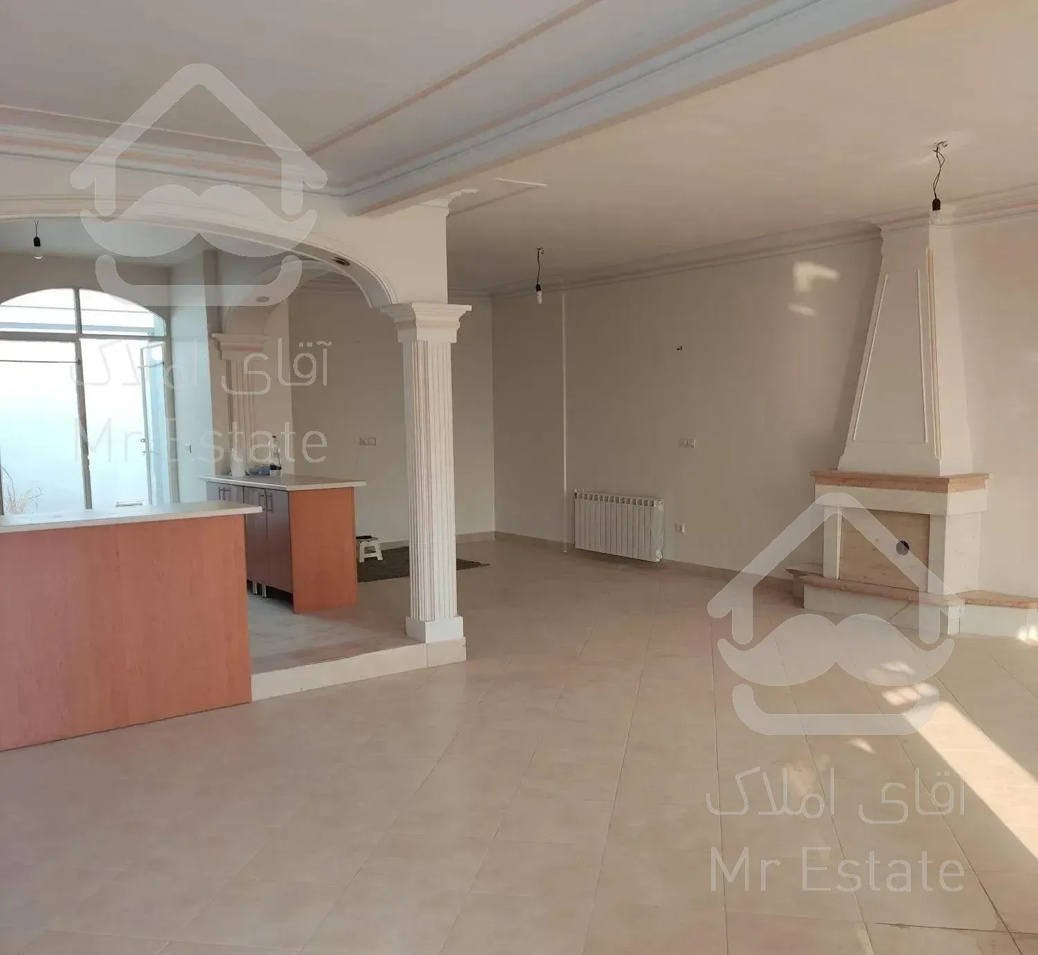 خانه ویلایی ۳۰۰ متر با ۱۴۰ متر بنا