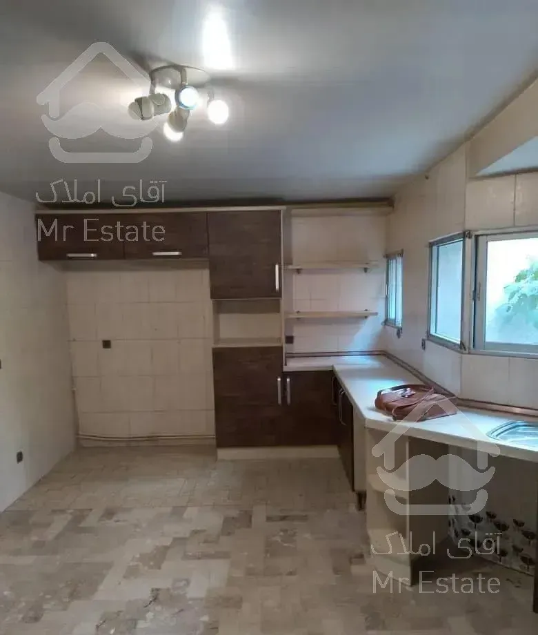 آرژانتین ۲۶۰ متر ۳ خوابه ( حیاط اختصاصی )