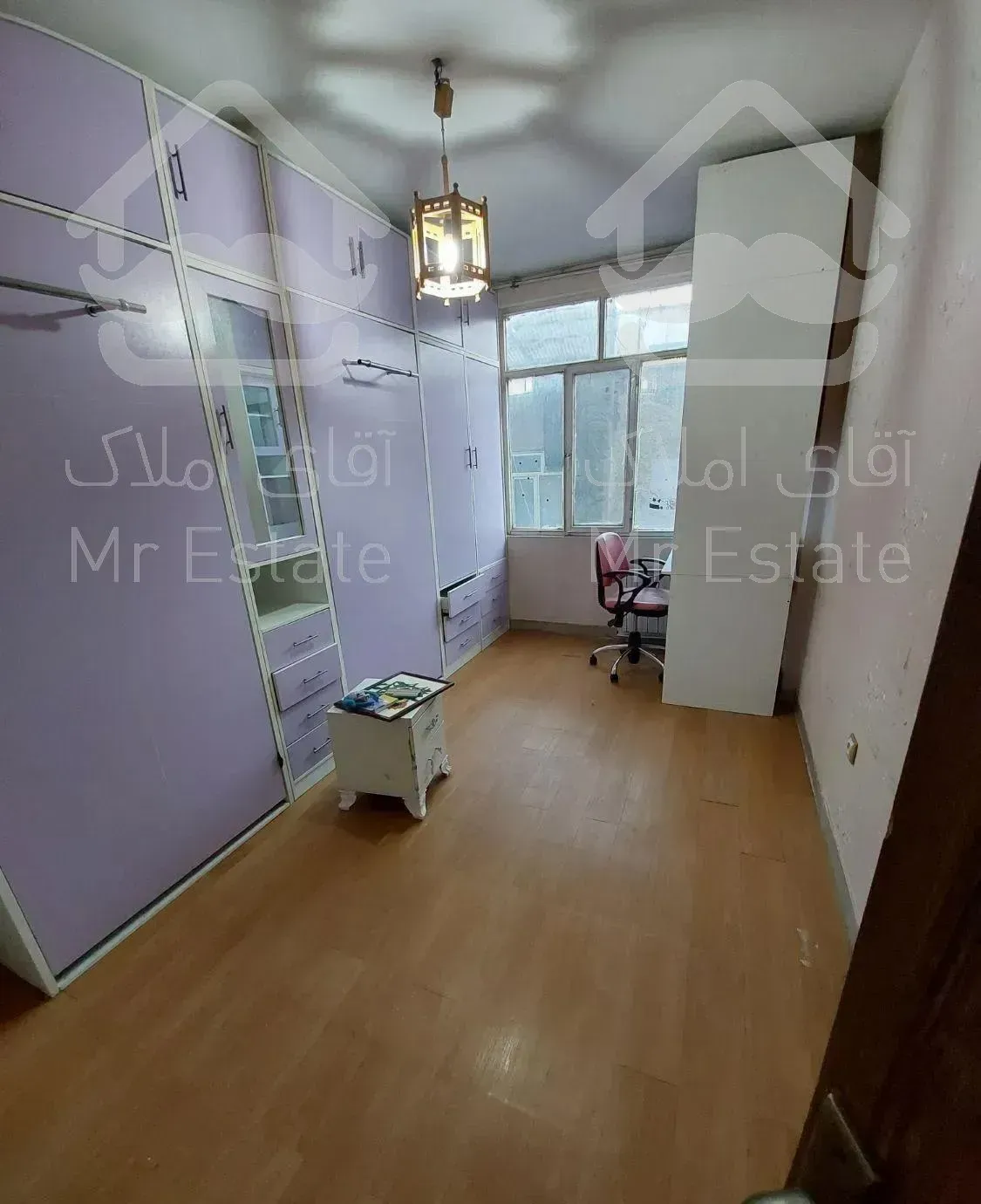 قلهک سیمای جنوبی۱۱۰متر دو خوابه بابالکن