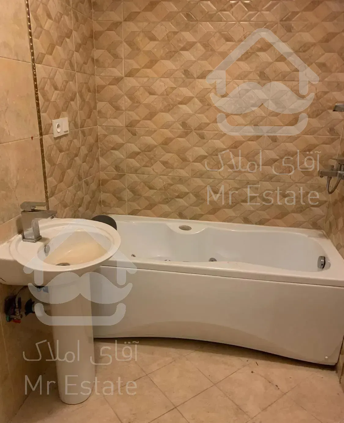 اوین ۱۰۵متر ۲خواب ، خوش نقشه ، فرعی دنج