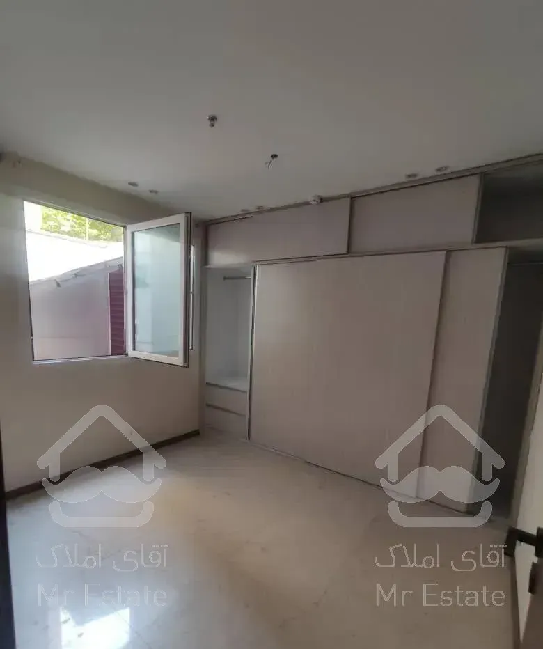 جردن ۱۲۰متر فول امکانات.