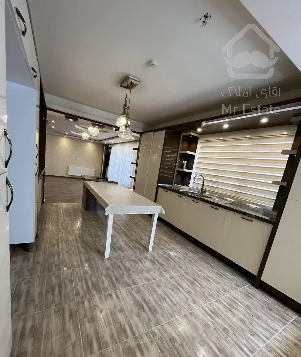 اجاره آپارتمان ۲۳۰ متری  ولیعصر همافر بهارستان