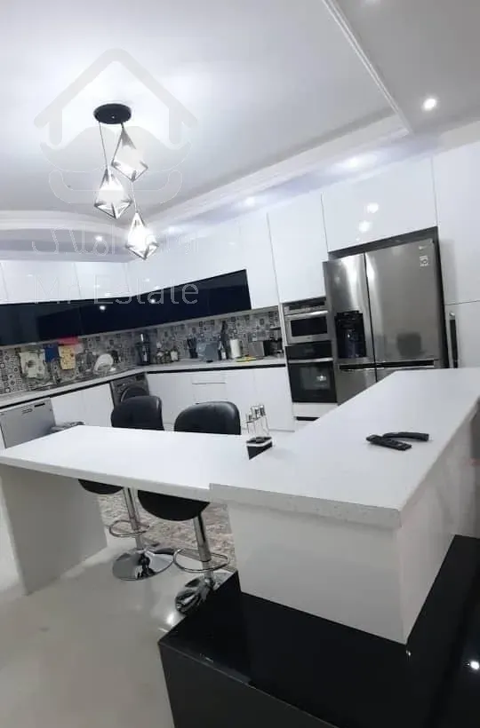 آپارتمان /دوخواب /۱۲۳ متر شاهد