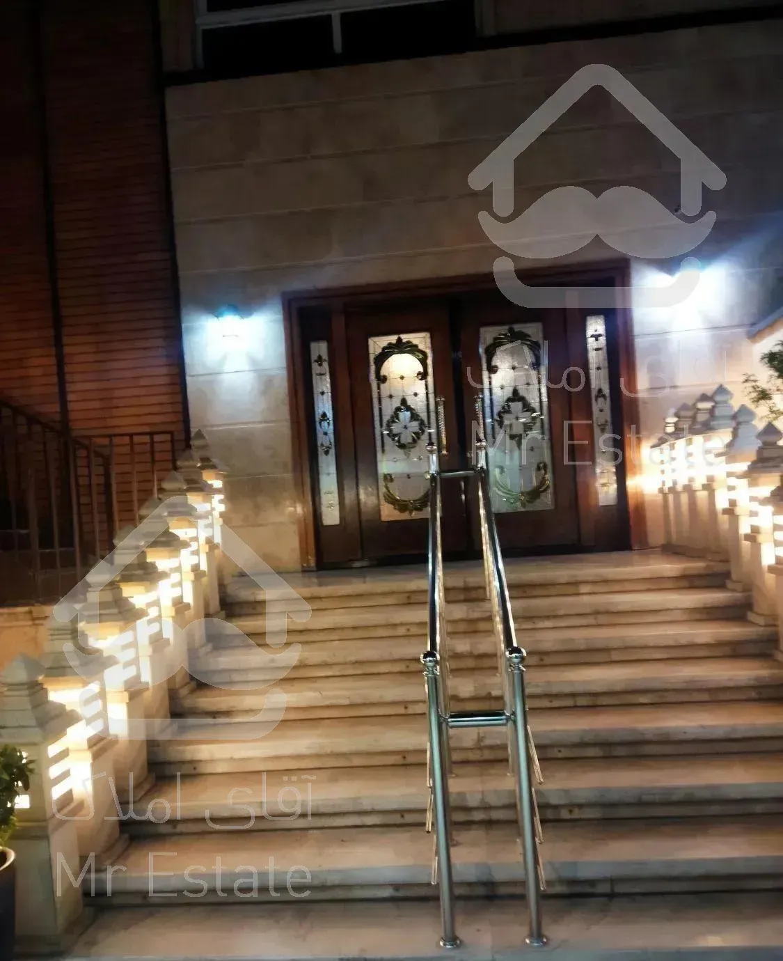 آپارتمان ۱۲۰ متری ۲ خوابه