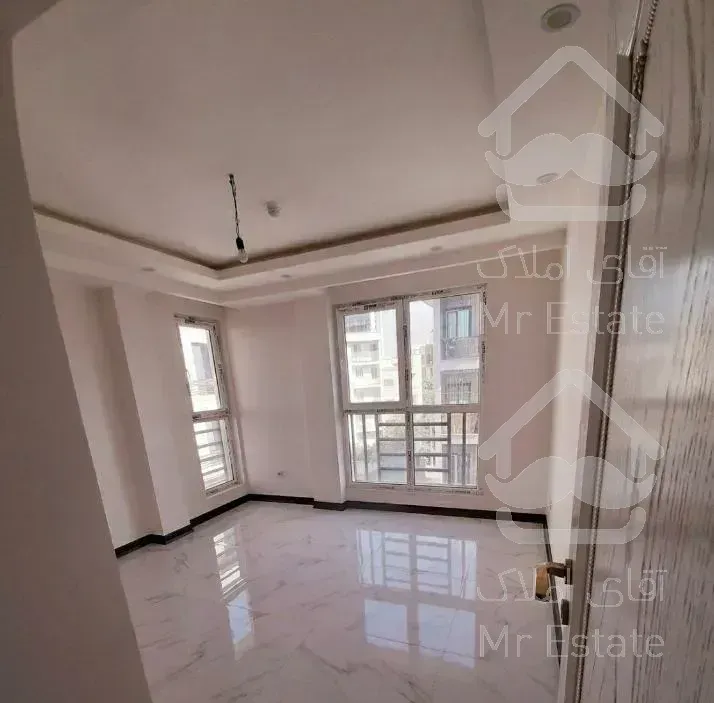 آپارتمان ۱۱۰ متری نوساز ( شمال خواجه عبدالله )